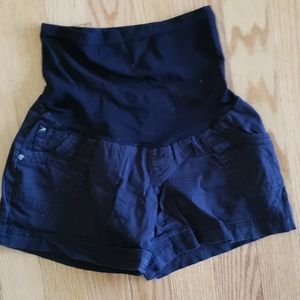 Maternity shorts black medium size